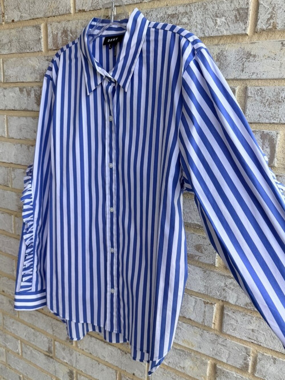 DKNY Ruffled Long Sleeve Button Up Blue/White Striped Shirt Women's Size XL - Picture 6 of 8